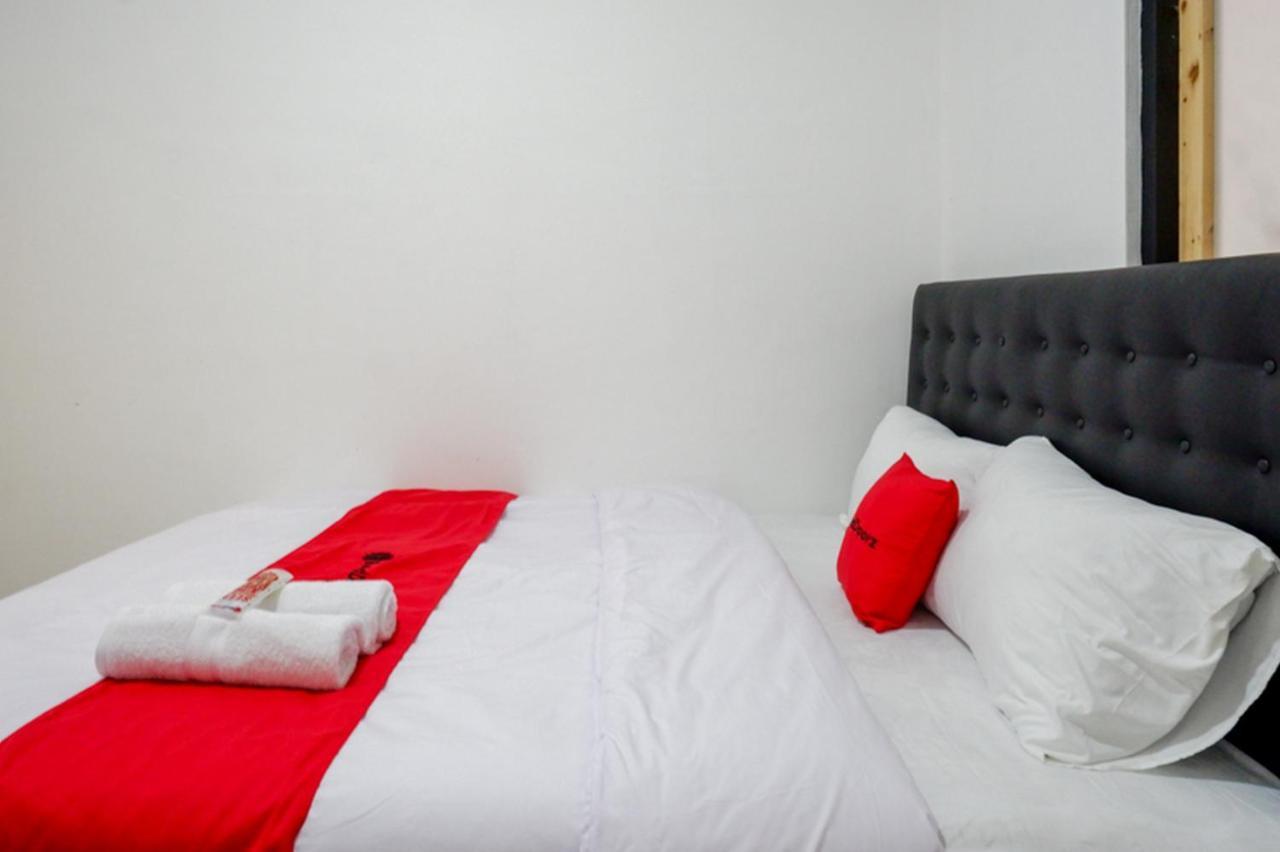 Reddoorz @ Demangan Sari Residence Pakualaman Extérieur photo